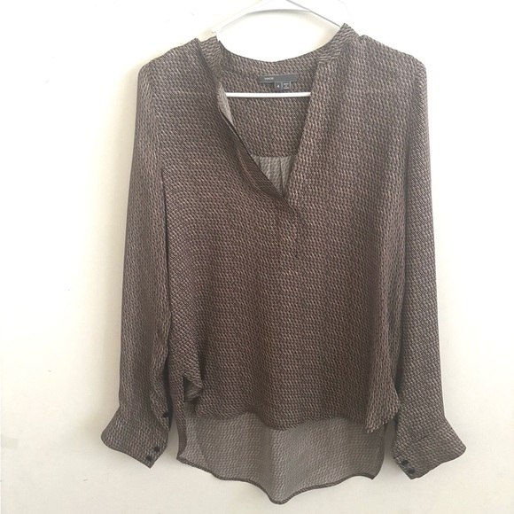 Vince Silk Blouse Brown Geometric Print High-Low Hem Minimalist Career Top 4 - Picture 1 of 6